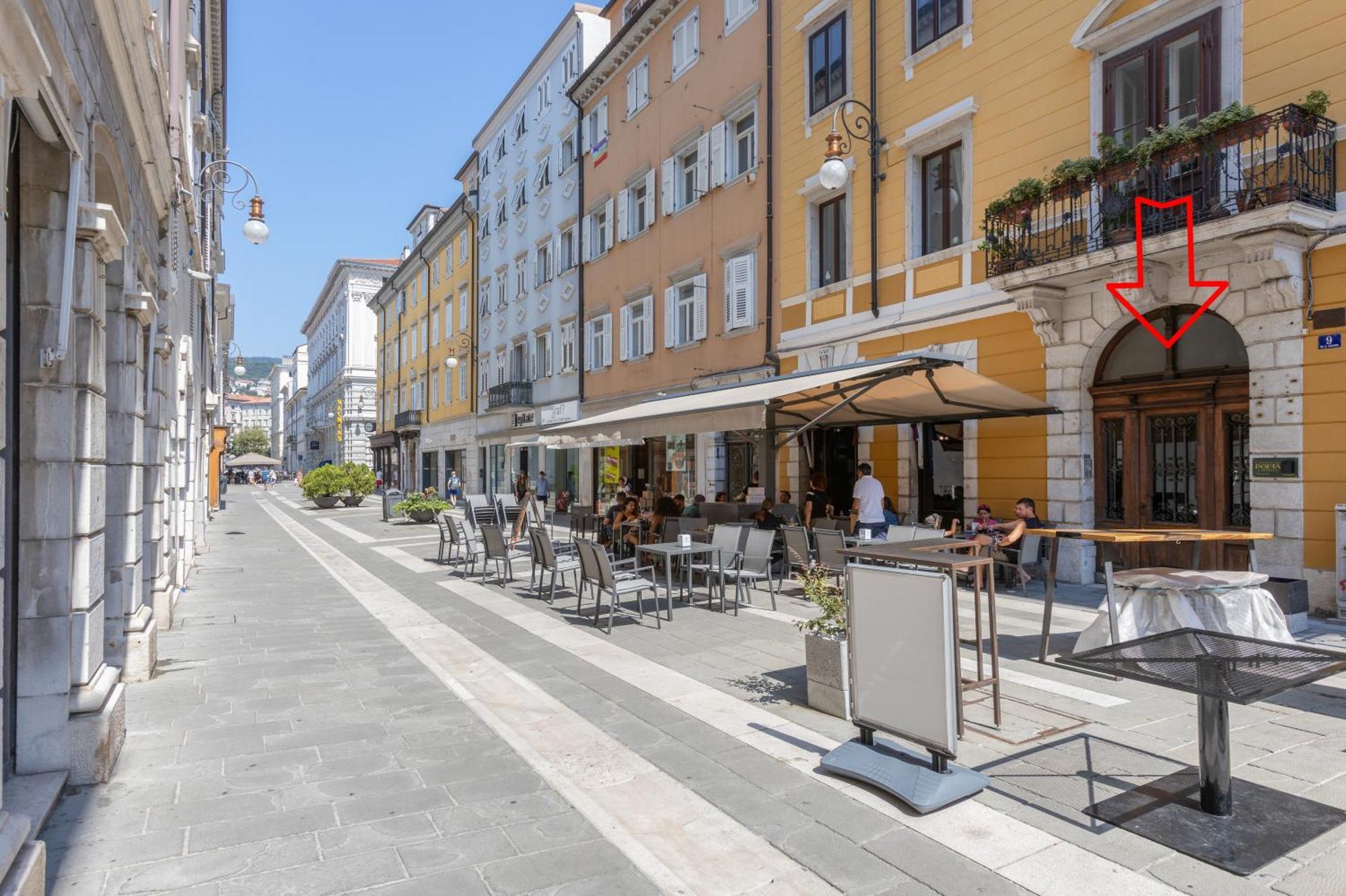 Apartment Elegante Rifugio D'annunzio Con Parcheggio A